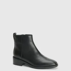 Boots-Aquatalia Carisa Black