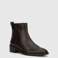 Boots-Aquatalia Carisa Black/Brown