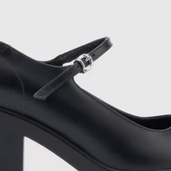 Heels-Aquatalia Casha Black