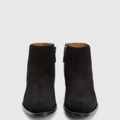 Boots-Aquatalia Daniel Black