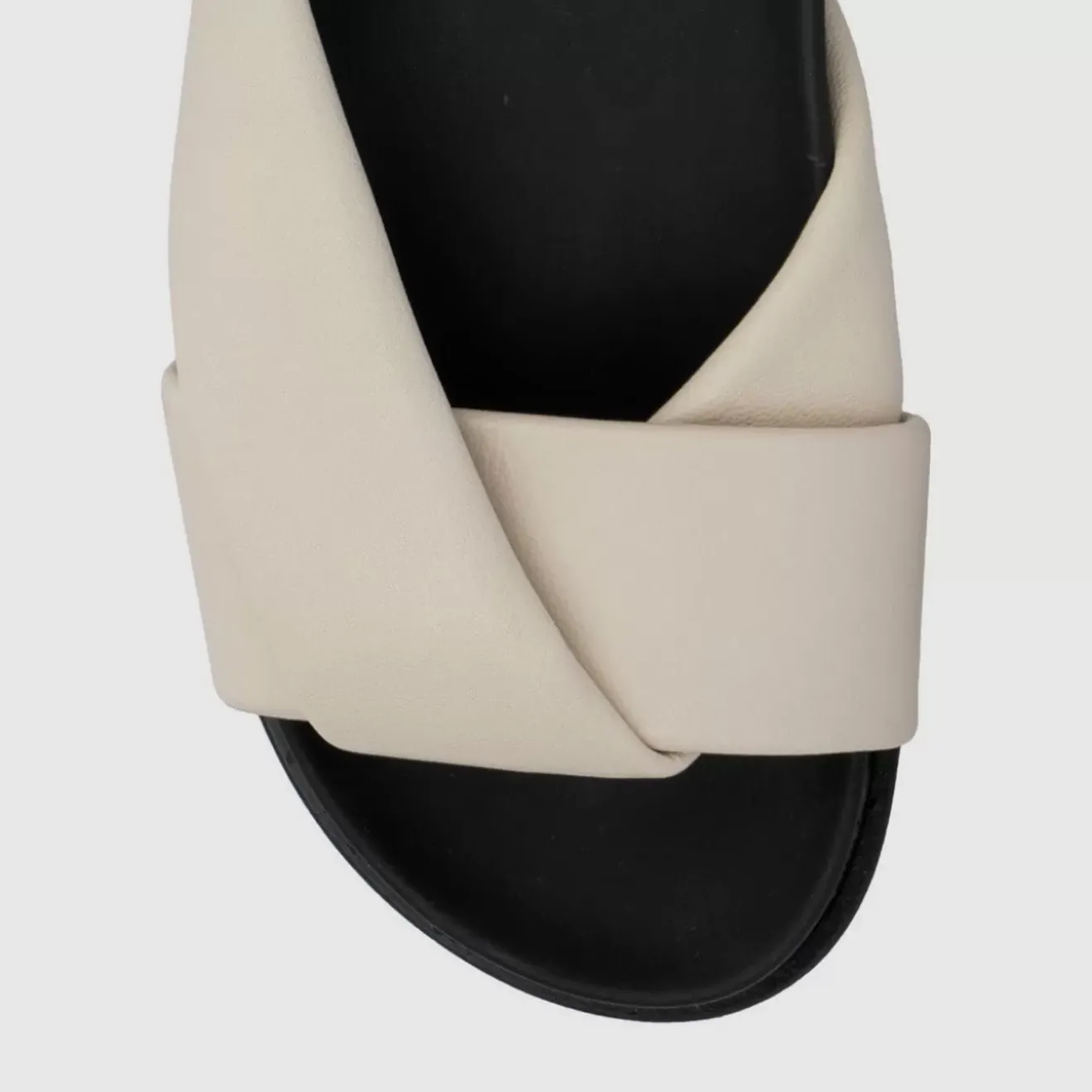 Sandals-Aquatalia Ileena Off White