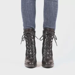 Boots-Aquatalia Iole Black
