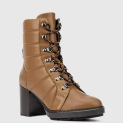 Boots-Aquatalia Ivanya Walnut