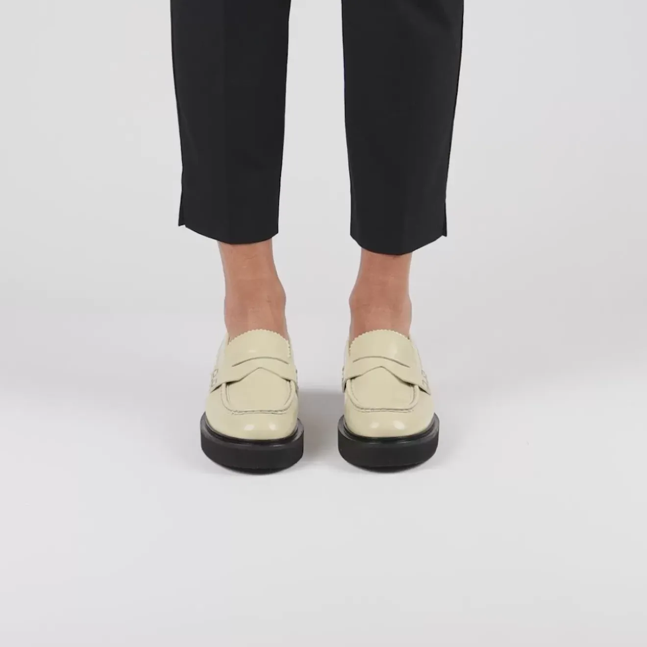 Flats-Aquatalia Marice Cream