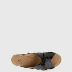 Heels-Aquatalia Marina Black