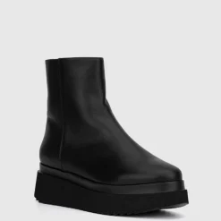 Boots-Aquatalia Omey Black