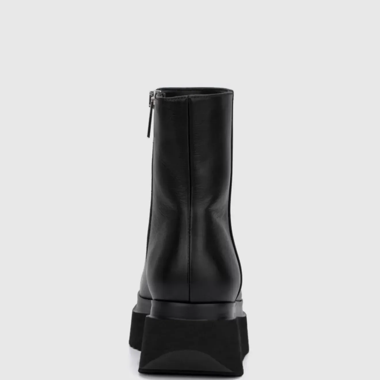 Boots-Aquatalia Omey Black