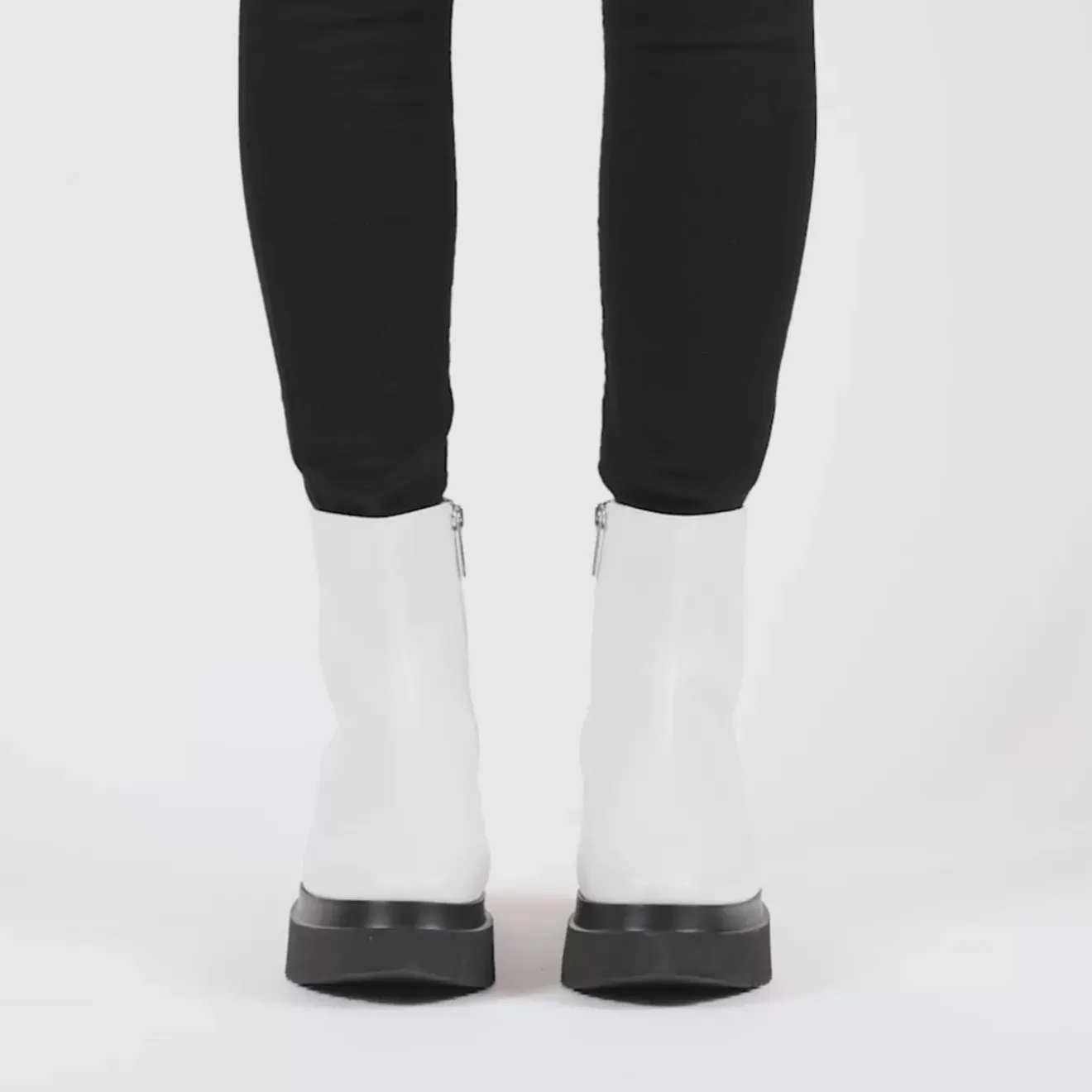 Boots-Aquatalia Omey Black