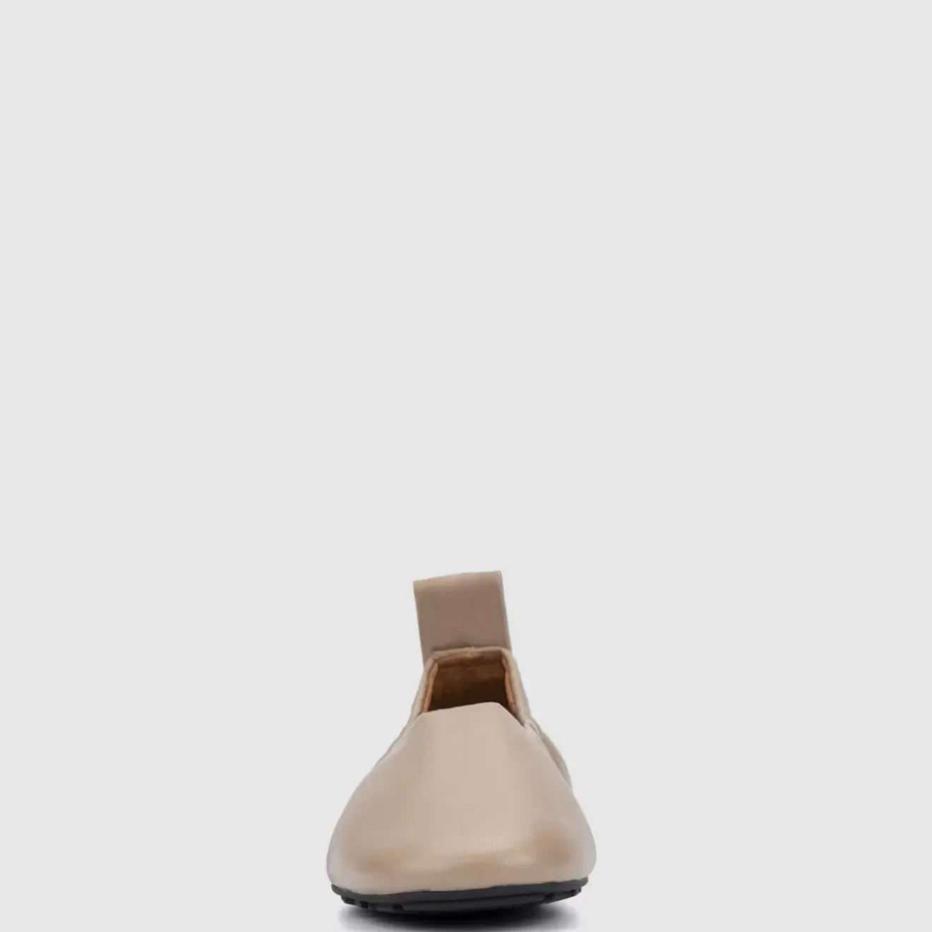 Flats-Aquatalia Quortney Taupe