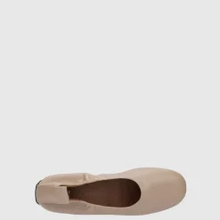 Flats-Aquatalia Quortney Taupe
