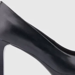 Heels-Aquatalia Raysa Black