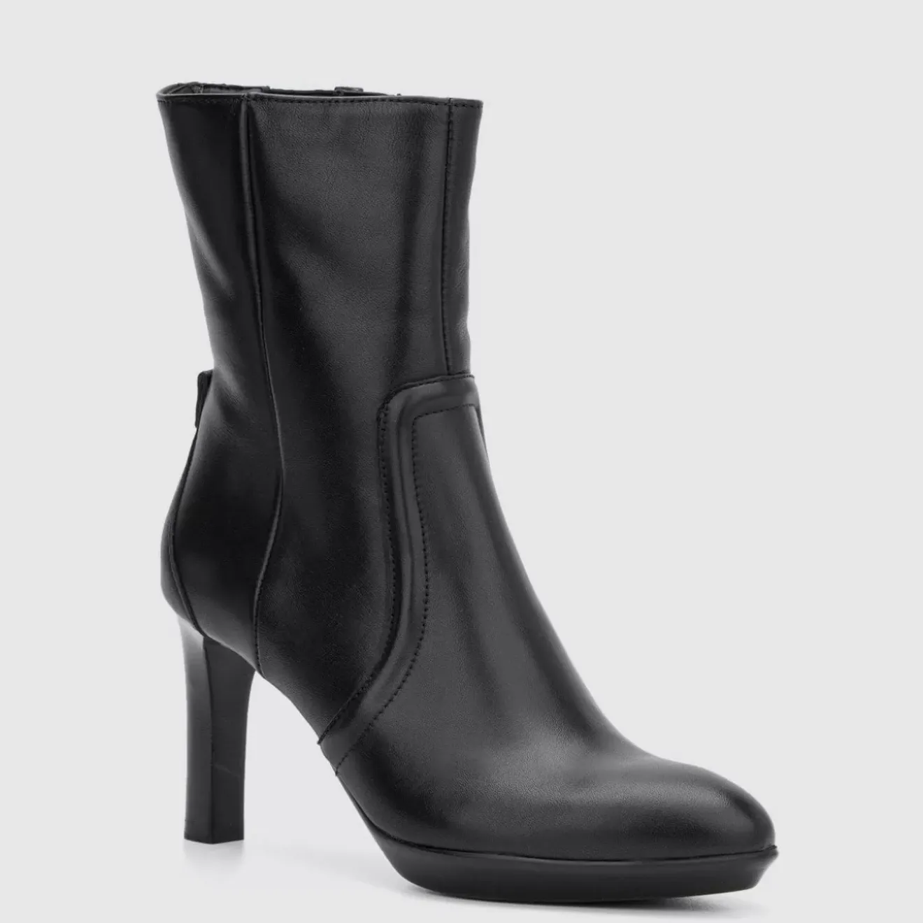 Boots-Aquatalia Renisa Black