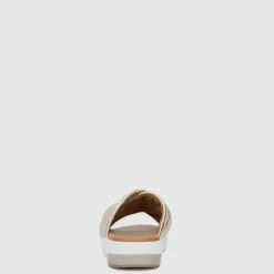 Sandals-Aquatalia Samanta Platino