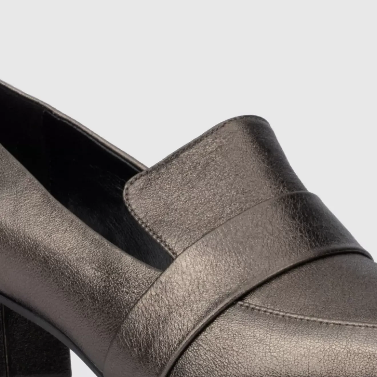 Heels-Aquatalia Tamry Bronze